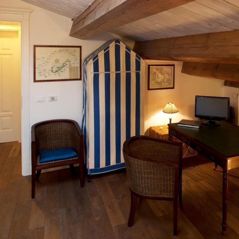 M Club De Luxe B&B Ravenna Phòng bức ảnh